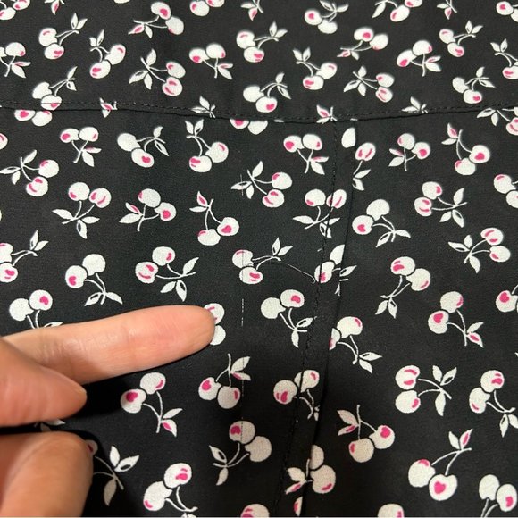 SMART SET Womens Cherry Print Button Down Long Sleeve Blouse Back Slit Size M - Picture 8 of 11